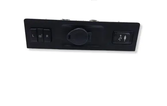 Toyota Prius+ (ZVW40) 12 V Socket (front) 5544947050