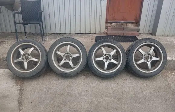 Toyota Auris 150 R17 alloy rim 