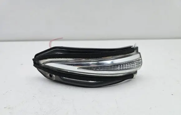 Toyota RAV 4 (XA40) Mirror indicator light A045053