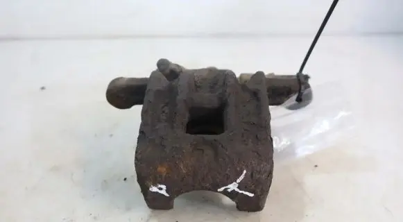 Hyundai Santa Fe Rear brake caliper