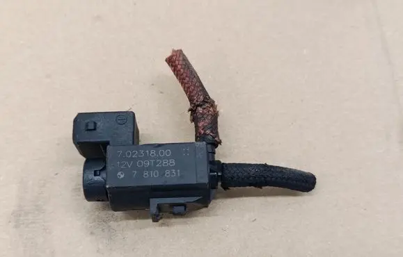 BMW 5 GT F07 Turbo solenoid valve 7810831
