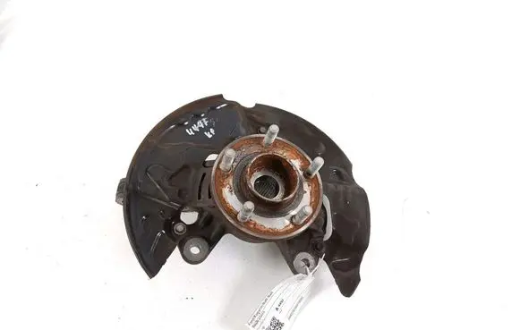 Front wheel hub