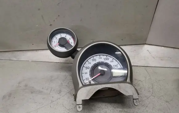 Peugeot 107 Speedometer (instrument cluster) 838000H030B