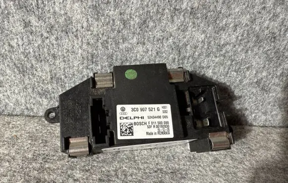 Audi Q3 8U Heater blower motor/fan resistor