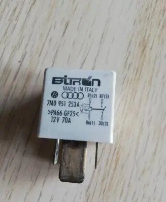 Skoda Roomster (5J) Other relay 7M0951253A 8542187651
