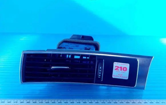 Audi A6 S6 C6 4F Dashboard side air vent grill/cover trim 4F1820901D