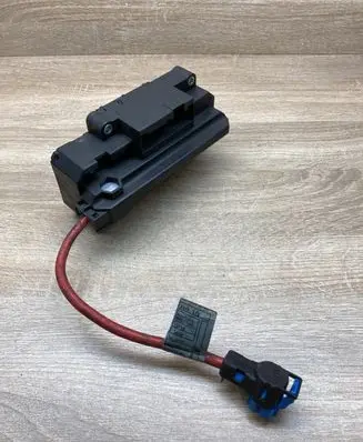 BMW 7 E65 E66 Fuse module 6900583