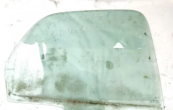 Citroen Xsara Picasso Rear door window glass