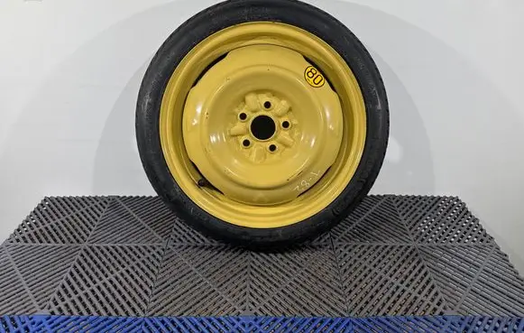 Toyota Prius (XW20) R16 spare wheel 