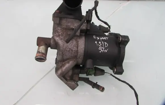 Peugeot Expert Fuel filter housing 9629730580
