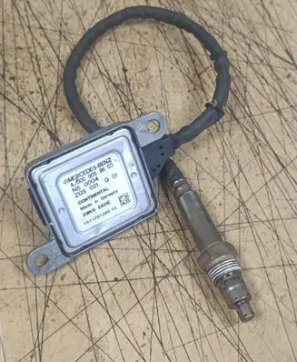 Mercedes-Benz C W205 Lambda probe sensor A0009059603