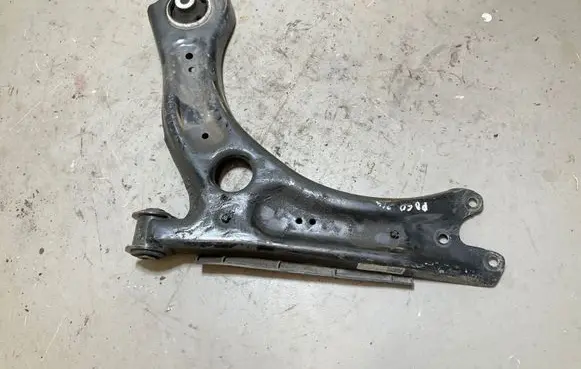 Volkswagen Polo VI Front lower control arm/wishbone 2Q0407151D
