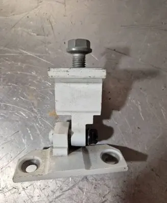 Rear door hinge set