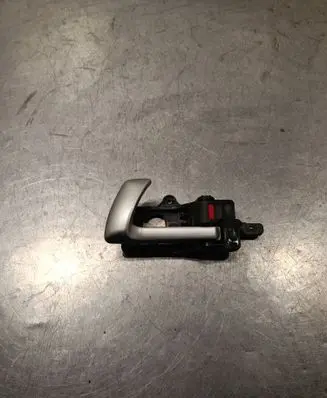 Hyundai Santa Fe Front door interior handle 82613CM000