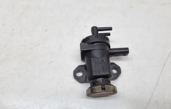 BMW X3 F25 Turbo solenoid valve 8509323
