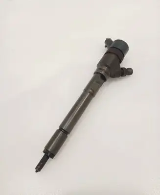 Fuel injector