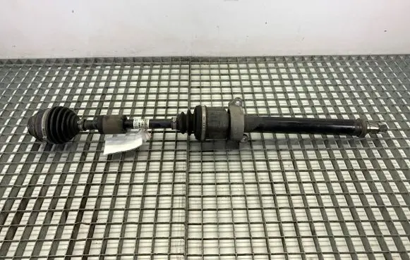 BMW X2 F39 Front driveshaft 8681524