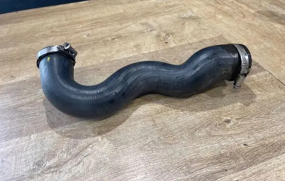 Land Rover Range Rover Sport L494 Intercooler hose/pipe FK629G738CA D05WA
