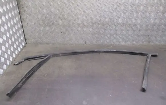 Ford Mondeo MK IV Rubber seal loading door window/glass 
