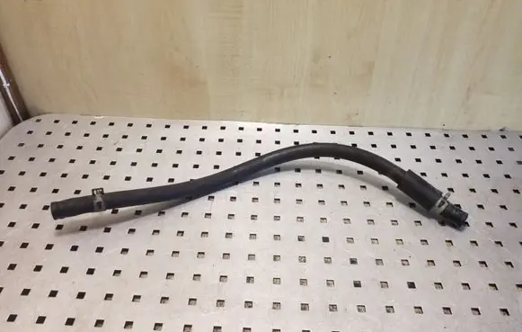 Opel Frontera B Engine coolant pipe/hose