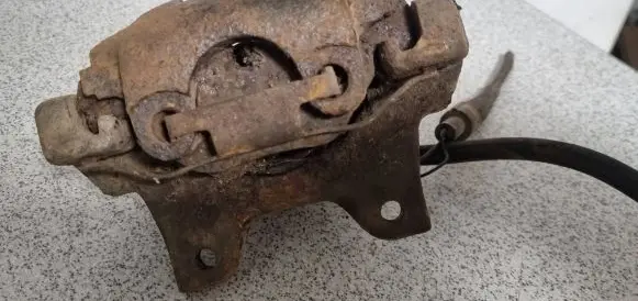 BMW 5 E34 Rear brake caliper 34211160382