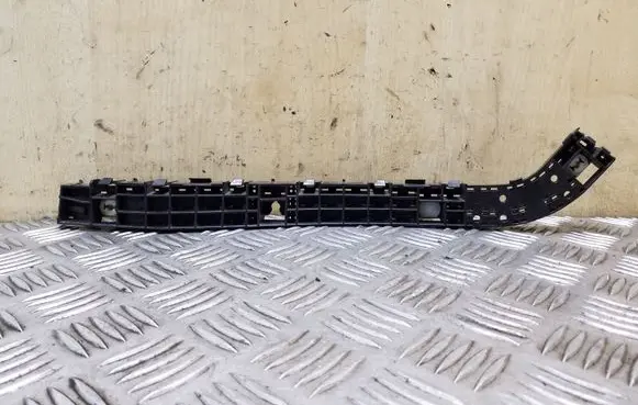 Honda CR-V Rear bumper mounting bracket
