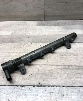 Mercedes-Benz R W251 Fuel main line pipe A6428700495 071300660