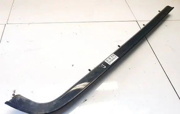 Chrysler Voyager Sliding door trim 