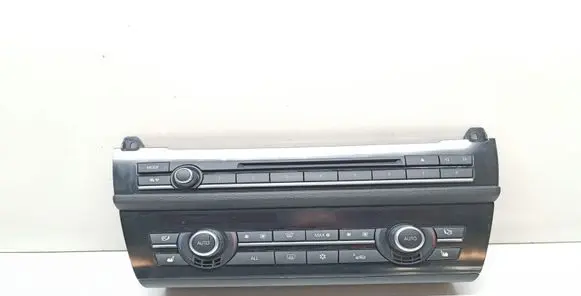 BMW 5 F10 F11 Climate control unit 9236477