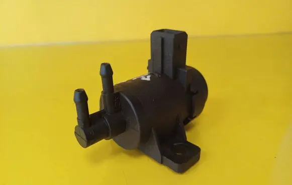 Nissan Primastar Turbo solenoid valve 7700113071