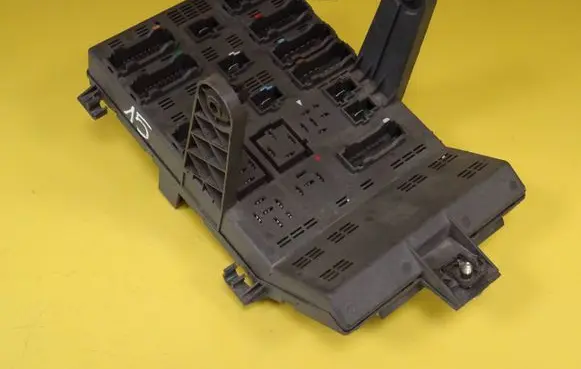 Renault Laguna I Fuse box set 7700427845 7700427845-A
