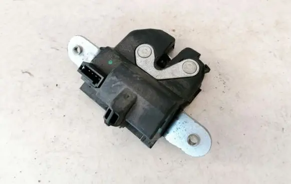 Opel Meriva B Tailgate/trunk/boot lock/catch/latch 13317445 430036418