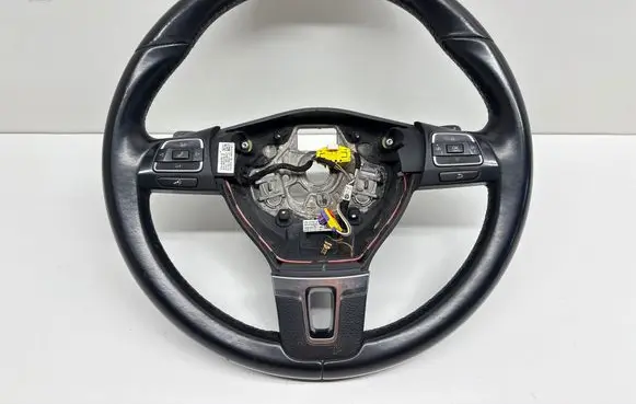 Volkswagen PASSAT B7 Steering wheel 3C8419091BF 307021099Q24 0060018311