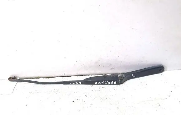 Peugeot Partner Front wiper blade arm