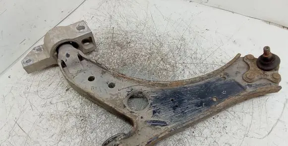 Skoda Octavia Mk2 (1Z) Front lower control arm/wishbone