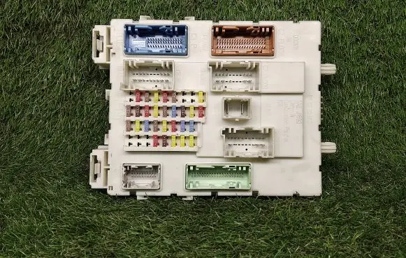 Ford Focus Power management control unit BV6N14A073FS