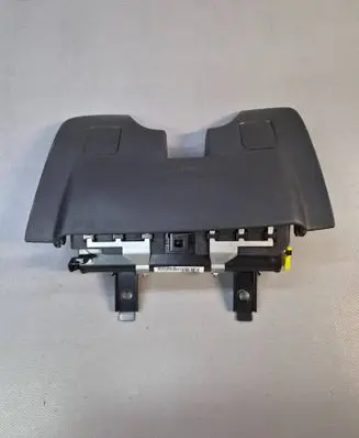 Toyota Avensis T250 Knee airbag