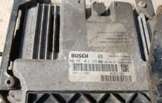 Iveco Daily 35.8 - 9 Engine control unit/module 504121602