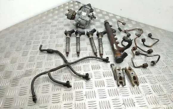 Volkswagen Transporter - Caravelle T5 Fuel injection system set 0445010520 03L130755J 03L130277C