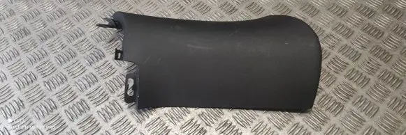 Mercedes-Benz ML W164 (D)pillar trim (top) A1666900525