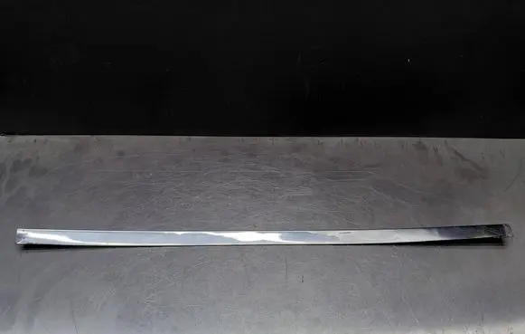 Nissan 240ZX, 280ZX, 300ZX Tailgate trim 