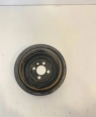 Volkswagen PASSAT B6 Crankshaft pulley 03G105243