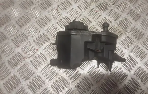 Opel Vectra C Brake fluid reservoir 