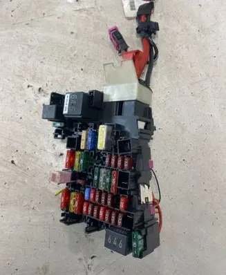 Skoda Superb B8 (3V) Fuse module 5Q0937615C 142600 28052020
