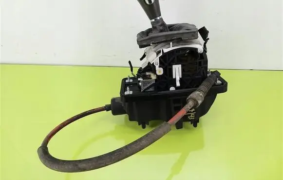 Audi A6 S6 C6 4F Gear shifter/selector 4F1713041P