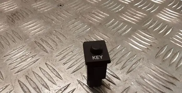 Toyota Prius (XW20) Other switches/knobs/shifts 15A257