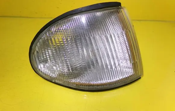 Hyundai Sonata Front indicator light 082211505