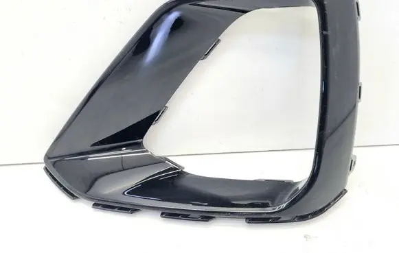 Audi Q8 Front bumper lower grill 4M8853053A