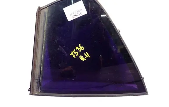 BMW 7 E38 Front door window glass four-door 