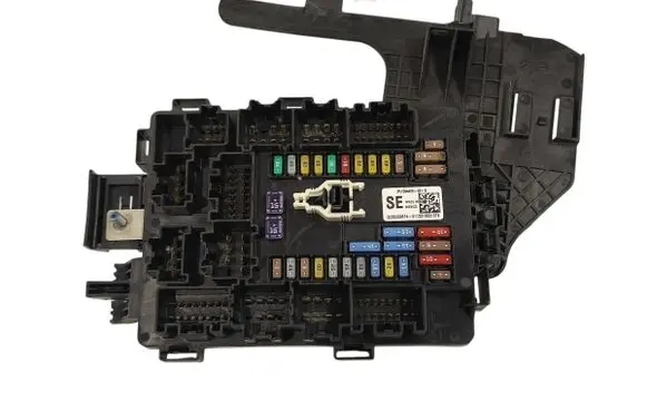 Tesla Model S Fuse module 109440900E